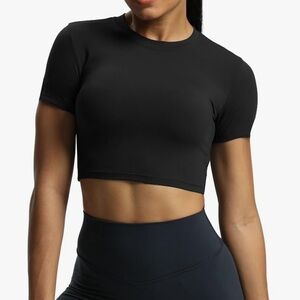 Black work out crop top